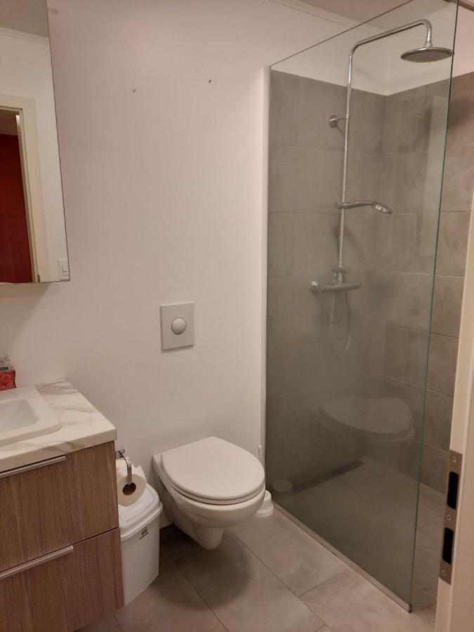 Apartment Near The Airport Njarthvik Luaran gambar